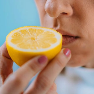 کاهش حس بویایی